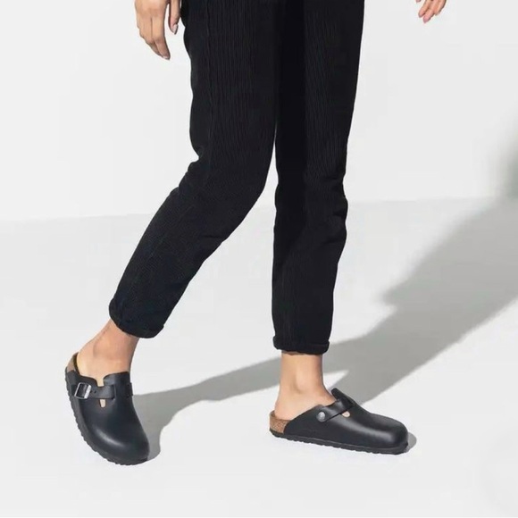 Birkenstock Shoes - Birkenstock Classic Black Clogs